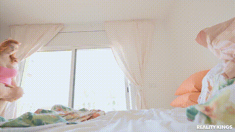 Intense Gamer Gets Fucked Hard_p5.gif