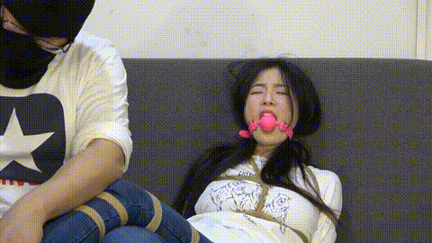 美束映画 入室劫案之邻家小妹绑架案_p80.gif