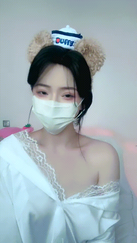 超级嫩妹 可爱至极【小樱花】完美紧致身材花瓣美屄好美掰穴自慰零距离滋尿特写超哇塞.gif